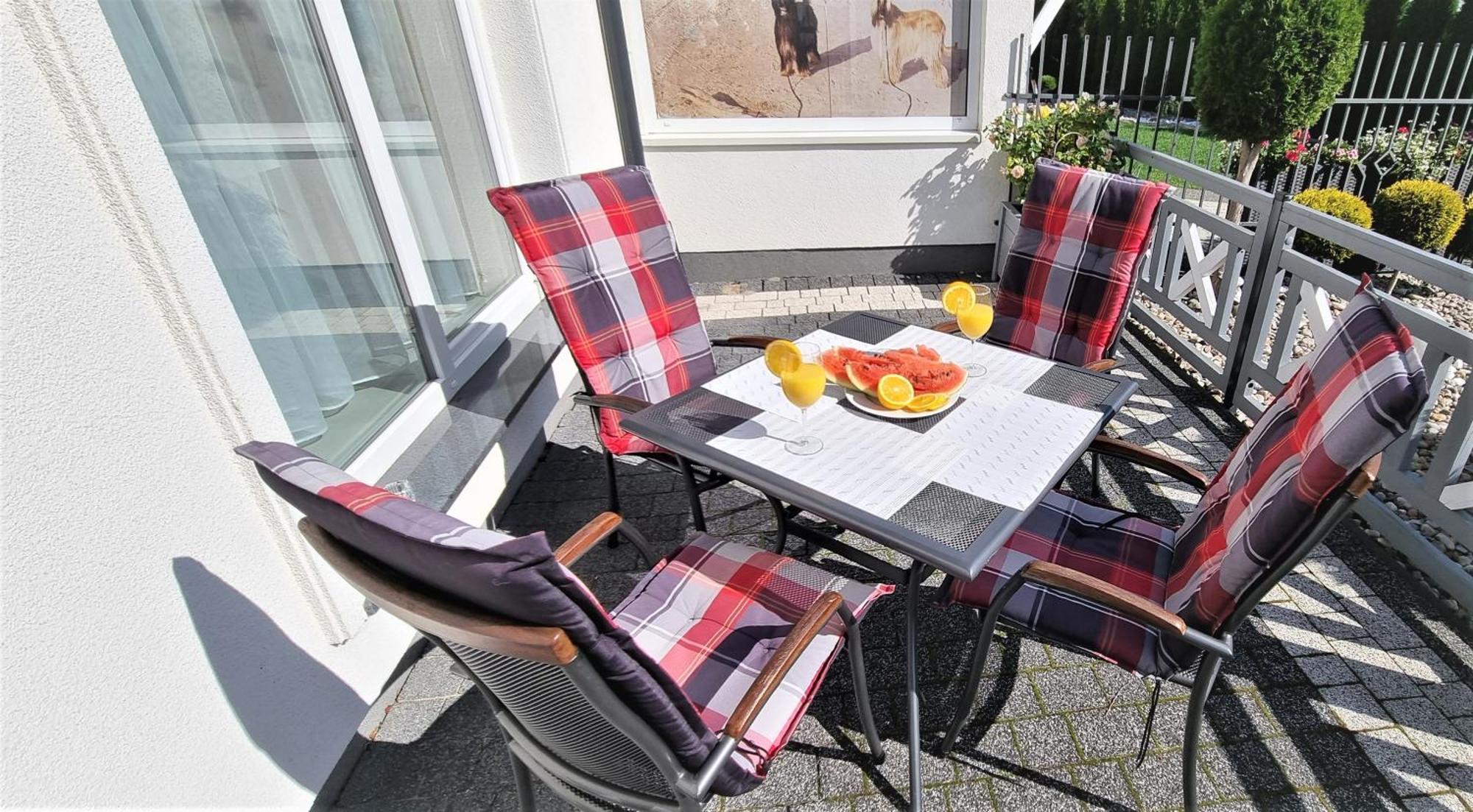 Apartamenty Dżemejra - Jumeirah Darlowo Bagian luar foto