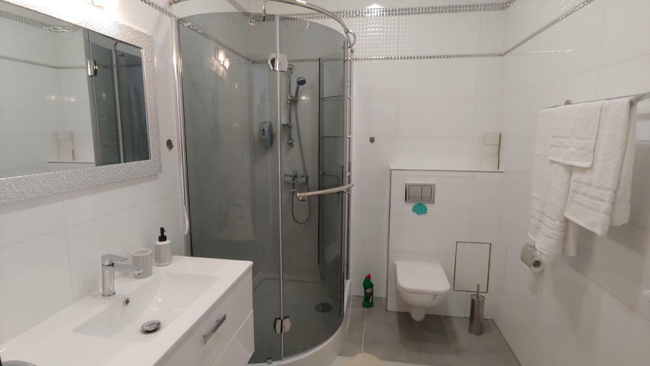 Apartamenty Dżemejra - Jumeirah Darlowo Bagian luar foto