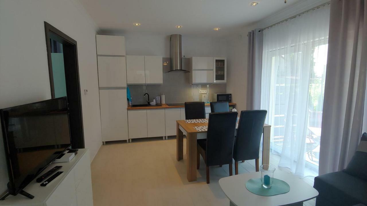 Apartamenty Dżemejra - Jumeirah Darlowo Bagian luar foto