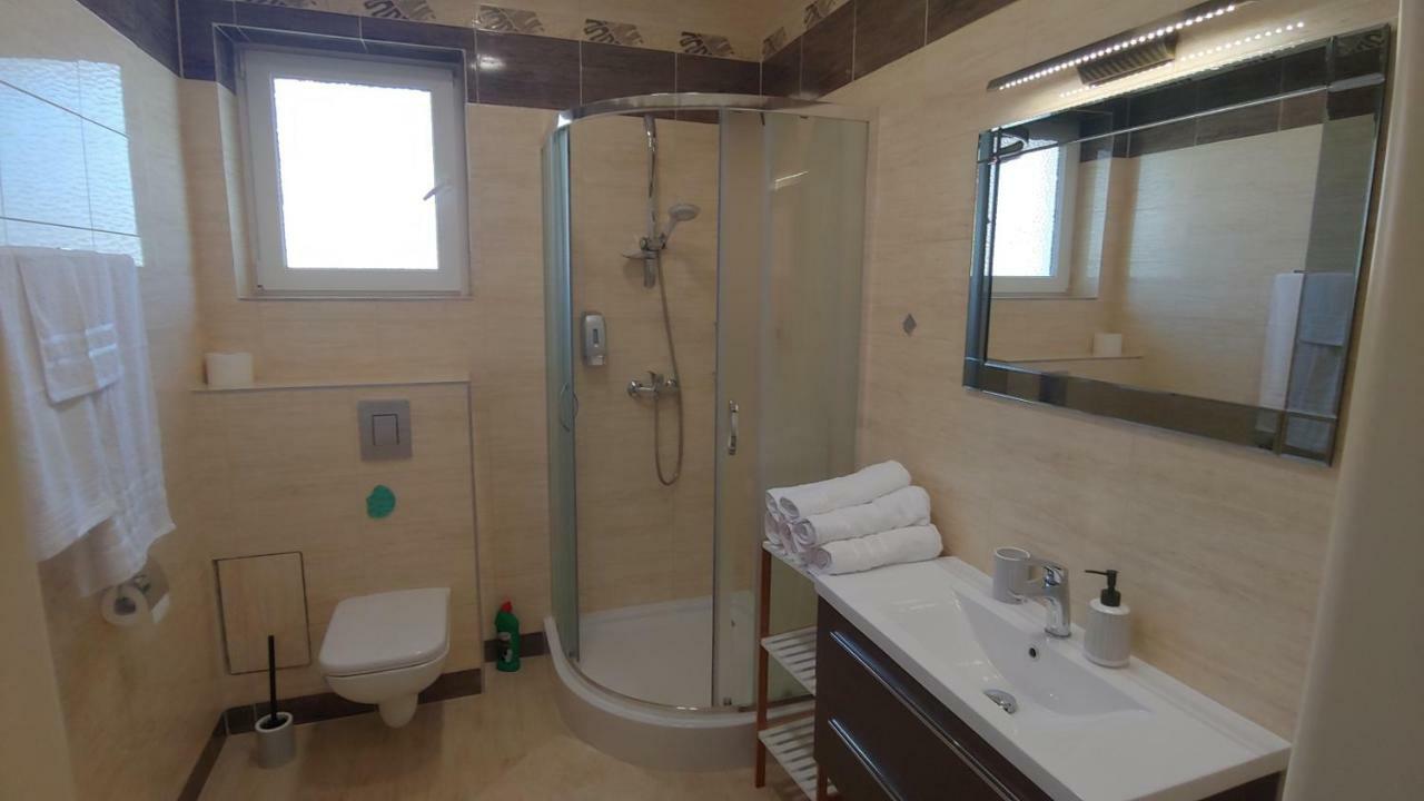 Apartamenty Dżemejra - Jumeirah Darlowo Bagian luar foto